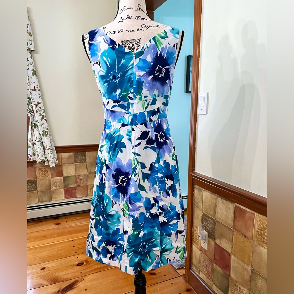 Chap’s Spectacular Vibrant Women’s Dress - Picture 2 of 16